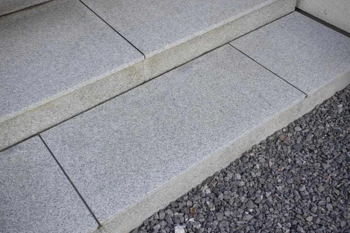 silver grey granite paving slabs 900 x 600